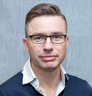 Picture of James Robson
