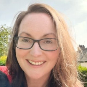 Picture  of Sarah Cox