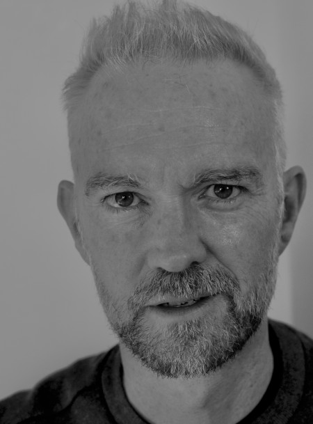 Picture  of Elton Barker