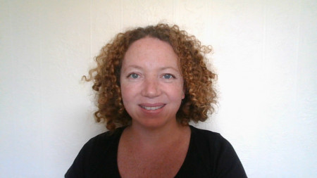 Picture  of Leigh Worrall