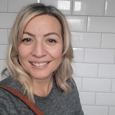 Picture  of Julia Morris