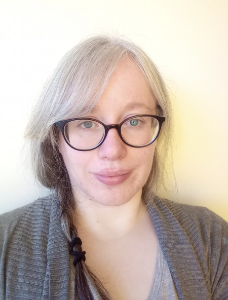 Picture  of Marisa Loach