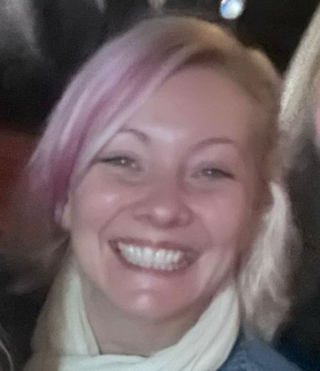 Picture  of Hayley Lang