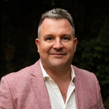 Picture  of Richard Longman