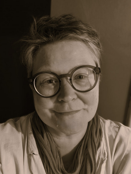 Picture  of Lindsay Crisp